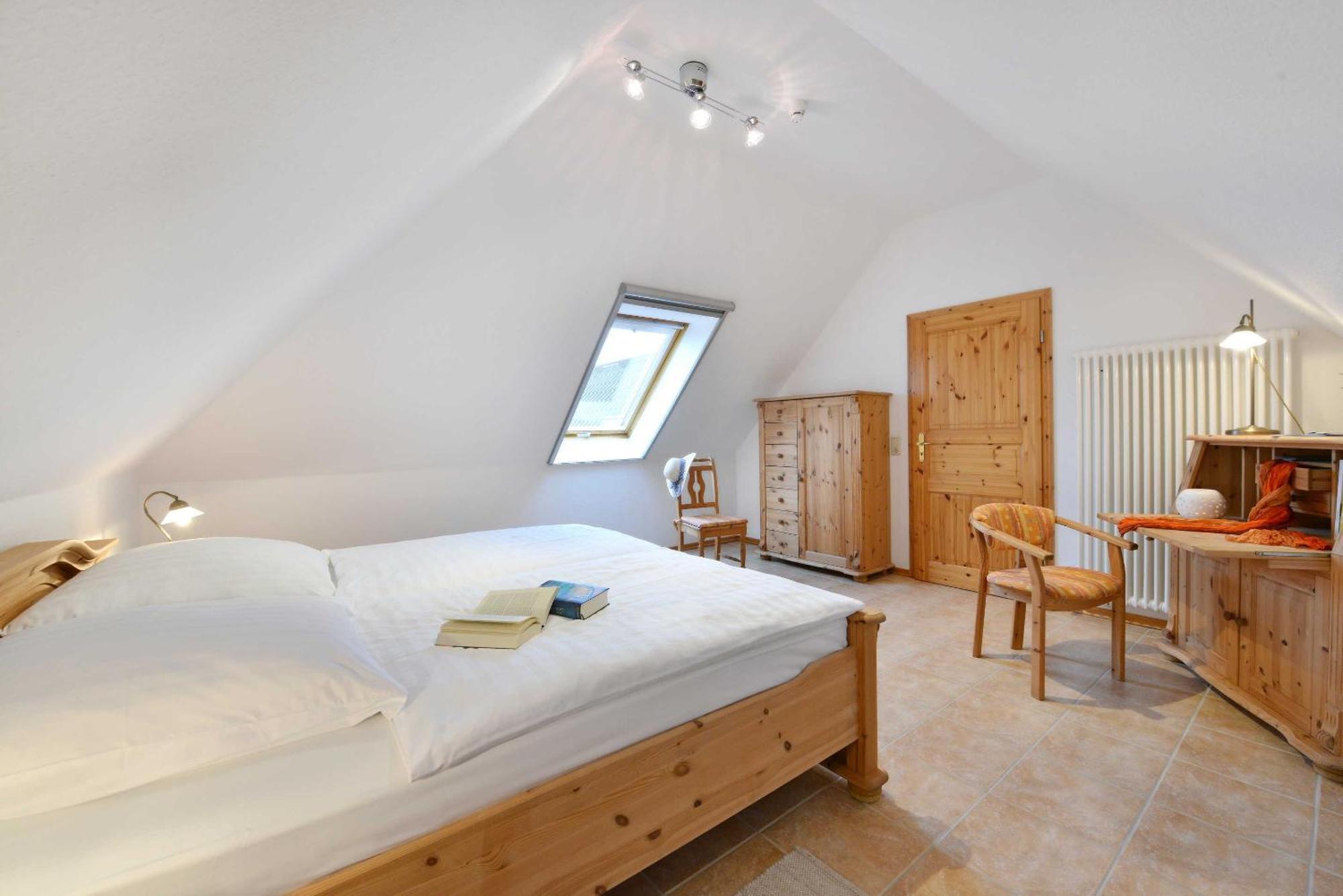 Stoertebeker Appartements - "Stoertebeker Pferdehof" Ralswiek Habitación foto