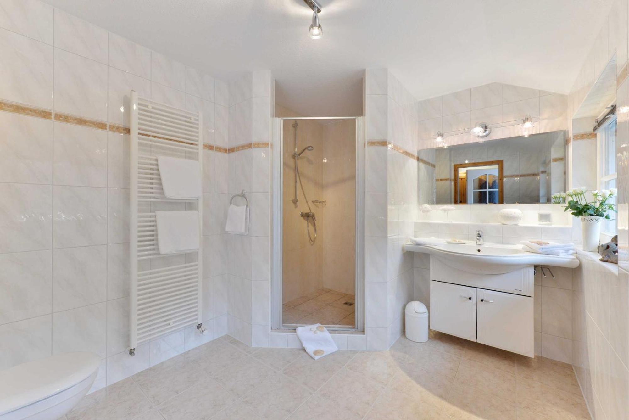 Stoertebeker Appartements - "Stoertebeker Pferdehof" Ralswiek Habitación foto