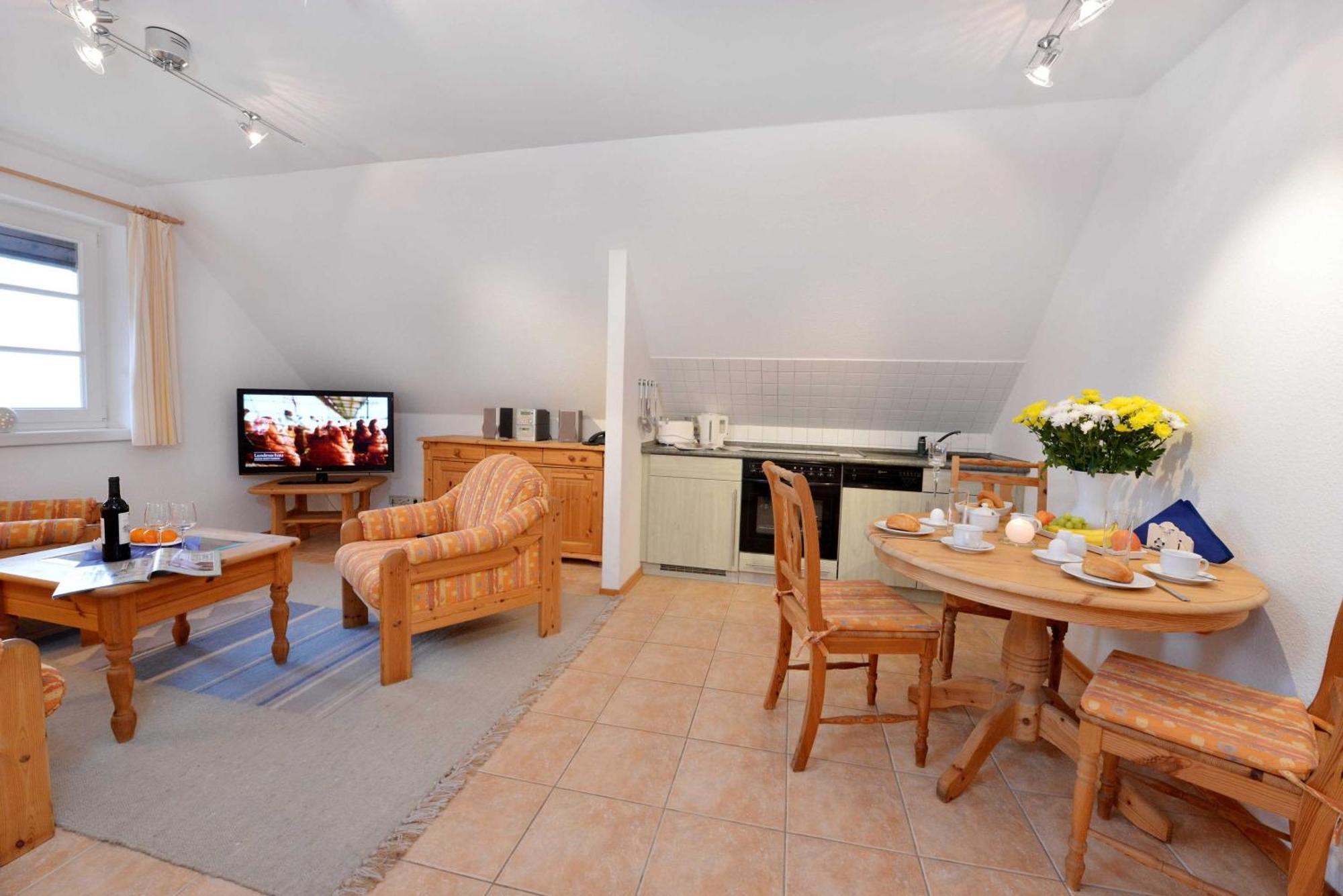Stoertebeker Appartements - "Stoertebeker Pferdehof" Ralswiek Habitación foto